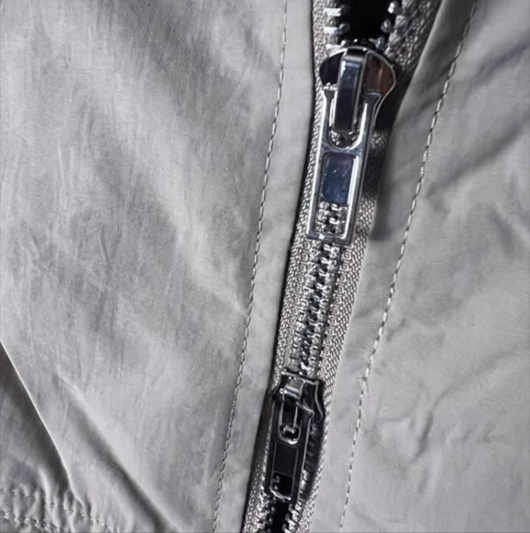 韓國斜拉鍊連帽機能衝鋒外套 防水防風 寬鬆版型