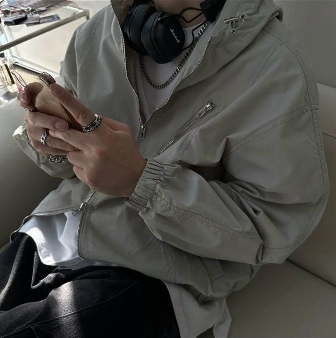 韓國斜拉鍊連帽機能衝鋒外套 防水防風 寬鬆版型